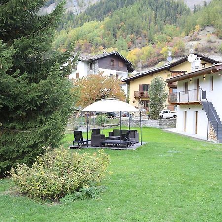 Appartamenti Vista Monte Bianco Courmayeur-Entreves Eksteriør bilde