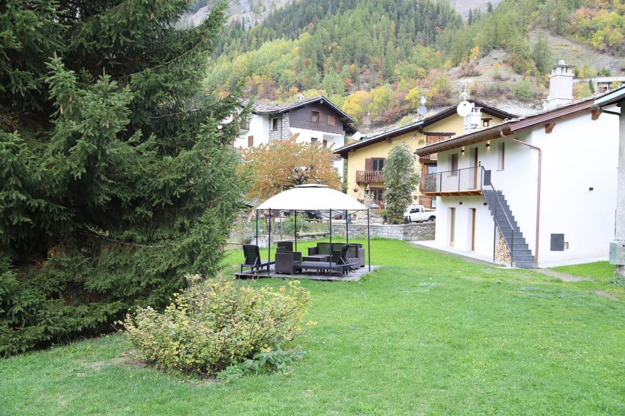Appartamenti Vista Monte Bianco Courmayeur-Entreves Eksteriør bilde
